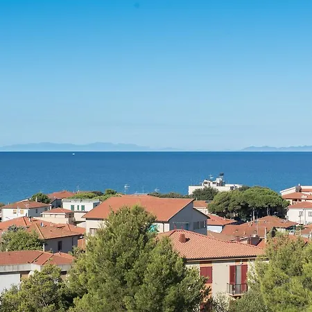 Castel Del Mare