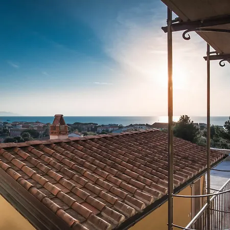 Castel Del Mare Appartamento